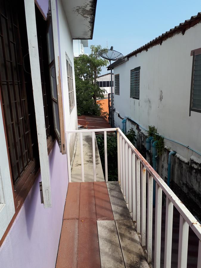 Hana Guesthouse HHQ Extérieur photo