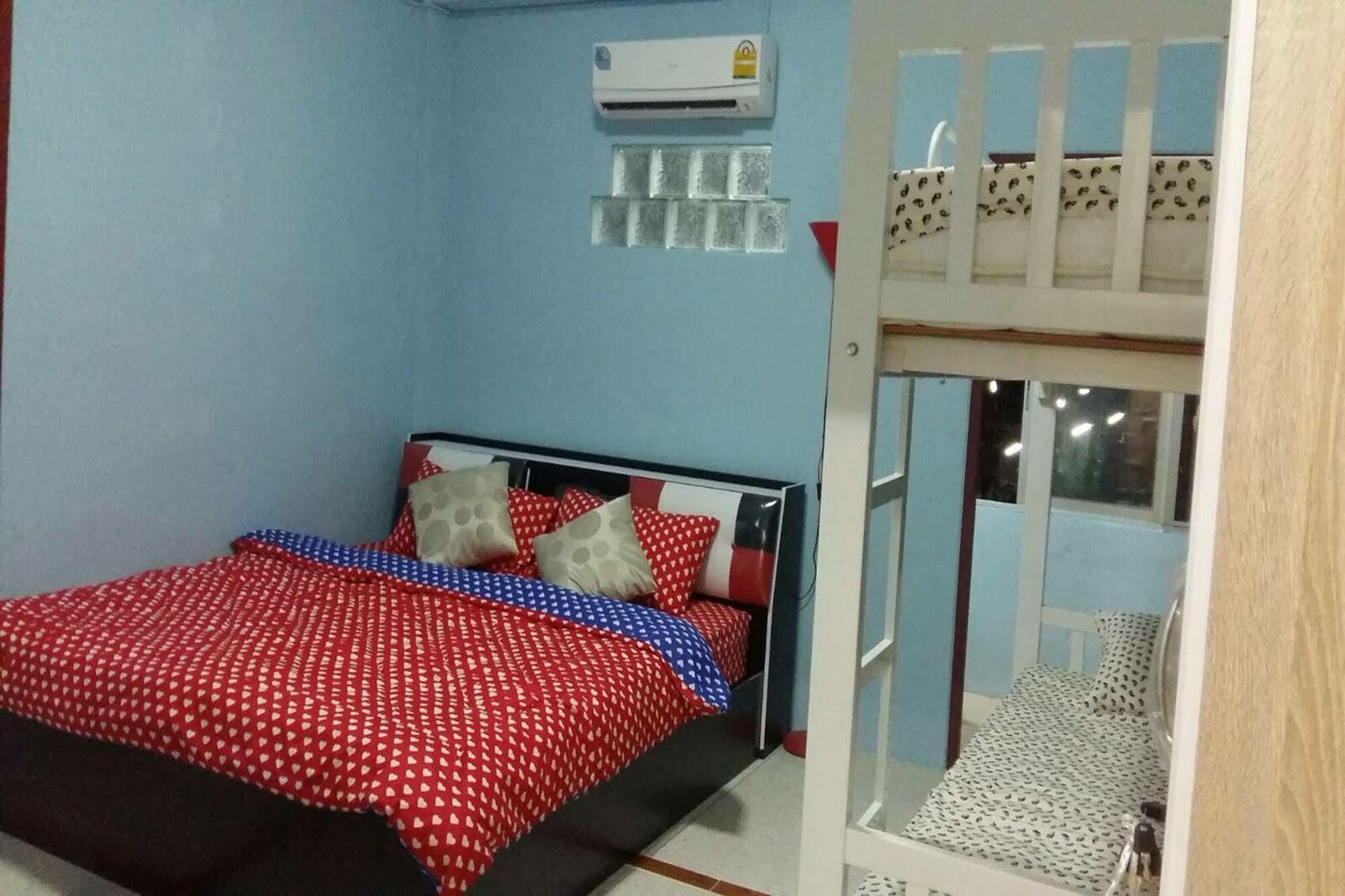 Hana Guesthouse HHQ Extérieur photo