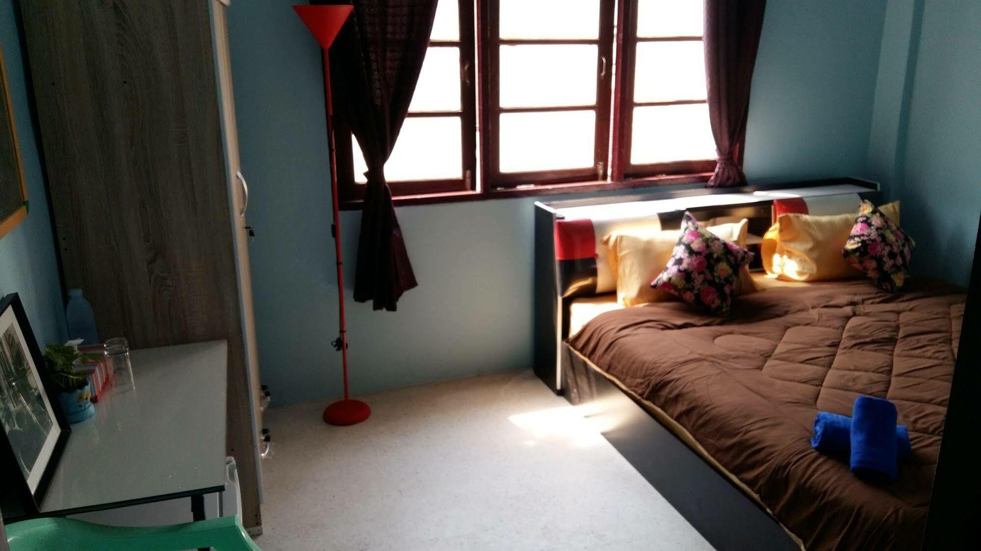 Hana Guesthouse HHQ Extérieur photo